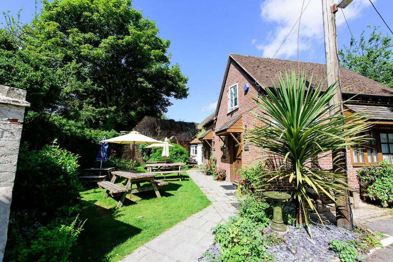 Ye Olde Red Lion Bed & Breakfast Newbury  Exterior photo